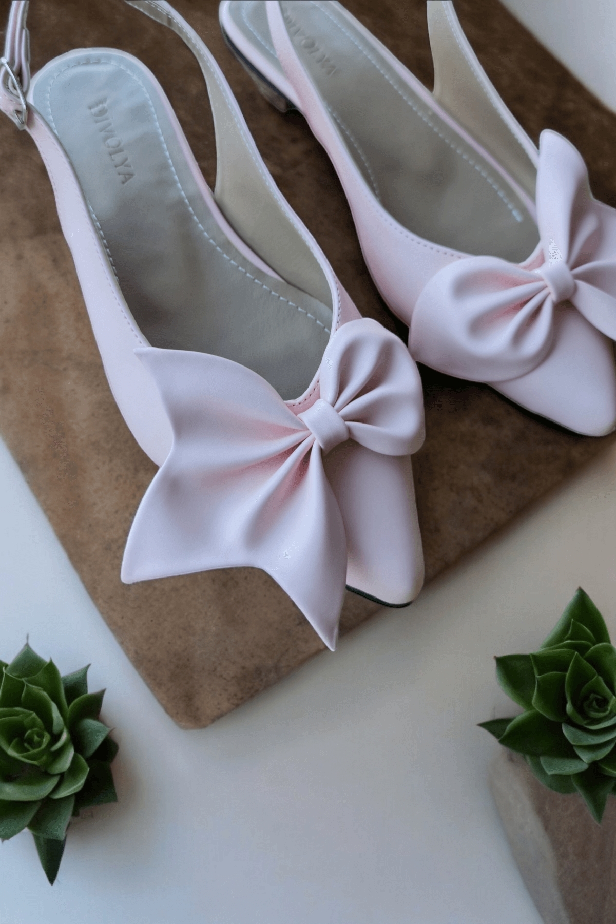 Nunka Pudra Fiyonklu (2 cm Topuklu) Bilekten Bantlı Sivri Burun Günlük Babet - Görsel 3