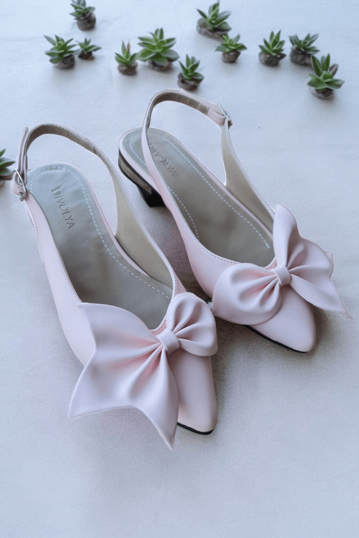 Nunka Pudra Fiyonklu (2 cm Topuklu) Bilekten Bantlı Sivri Burun Günlük Babet - Görsel 7