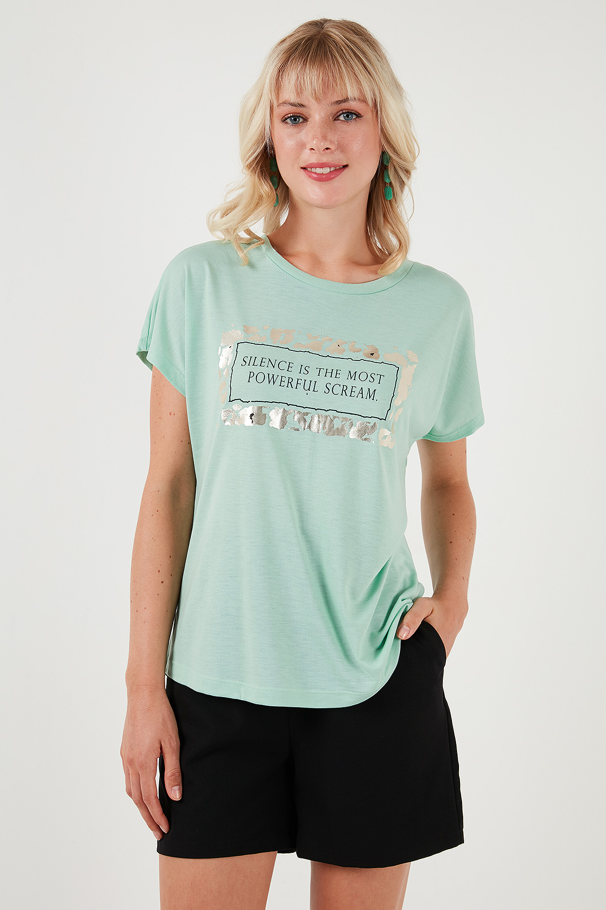 https://floimages.mncdn.com/media/catalog/product/24-06/03/201231153-3-1717393161.jpg