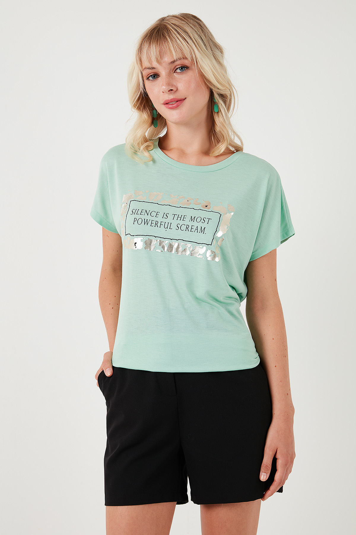 https://floimages.mncdn.com/media/catalog/product/24-06/03/201231153-4-1717393161.jpg