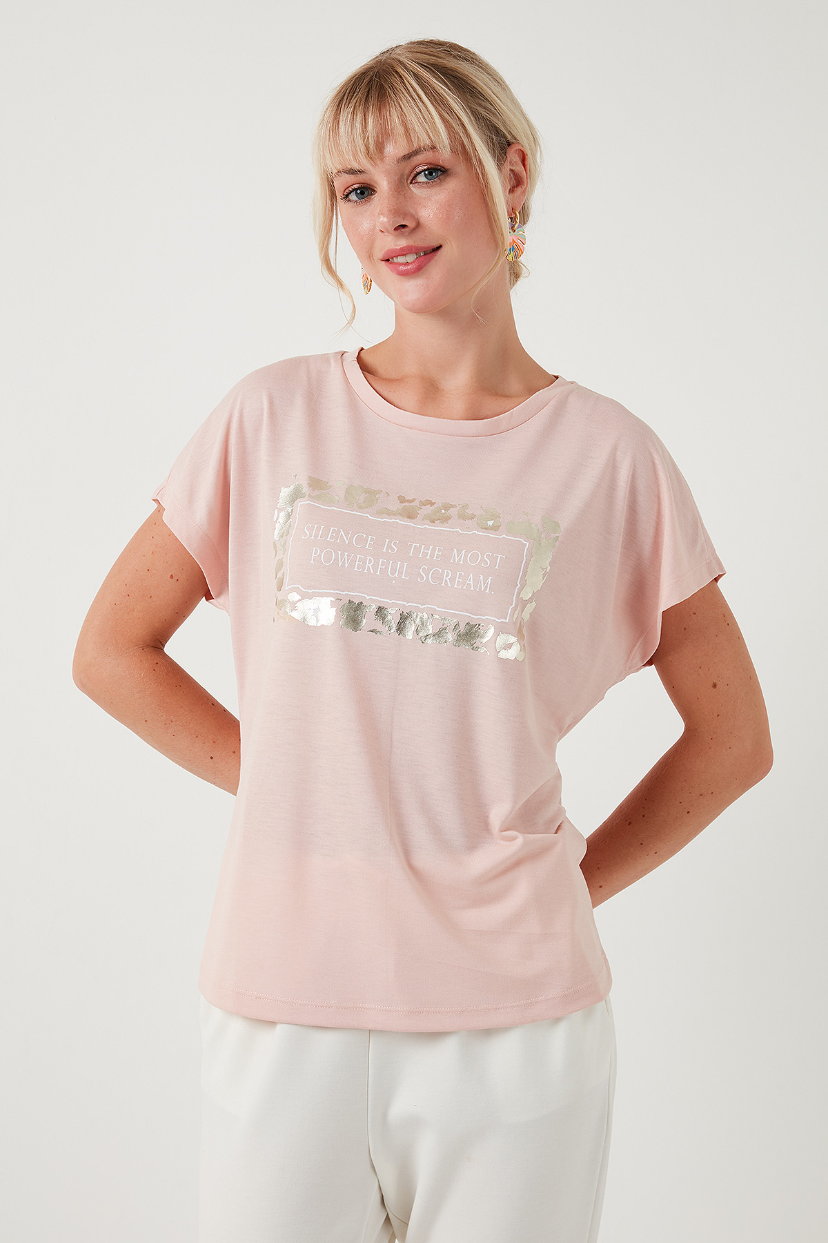 https://floimages.mncdn.com/media/catalog/product/24-06/03/201231155-2-1717393163.jpg