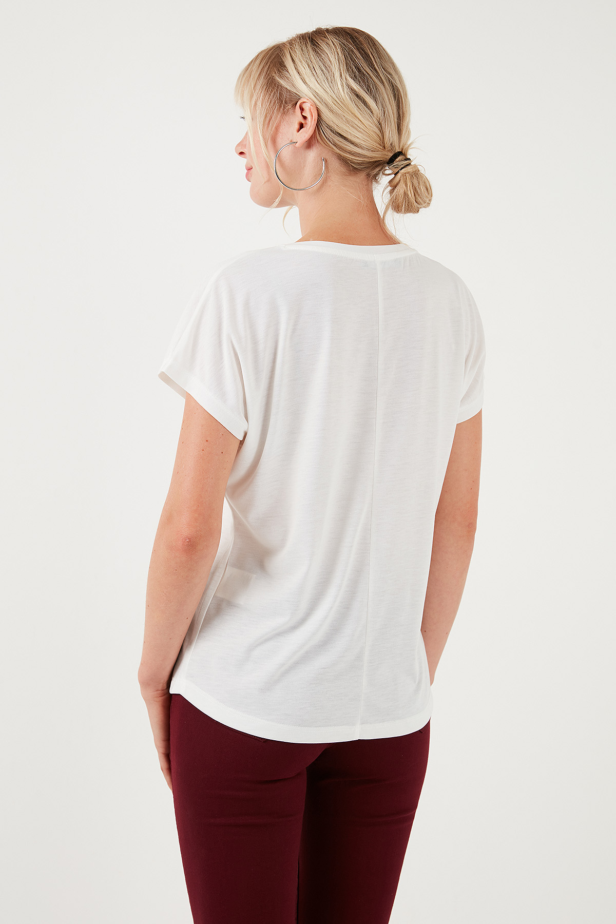 https://floimages.mncdn.com/media/catalog/product/24-06/03/201231182-5-1717393229.jpg
