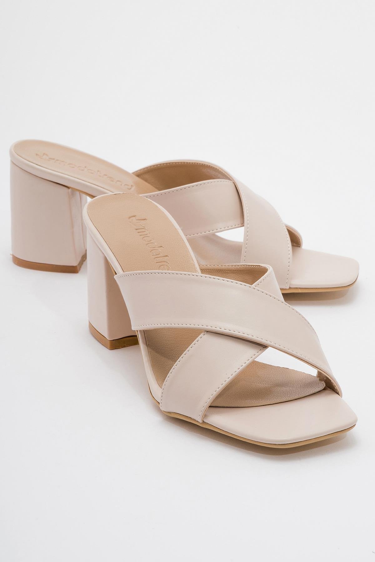 Çapraz Bantlı Topuklu Terlik TEN CİLT - Görsel 3