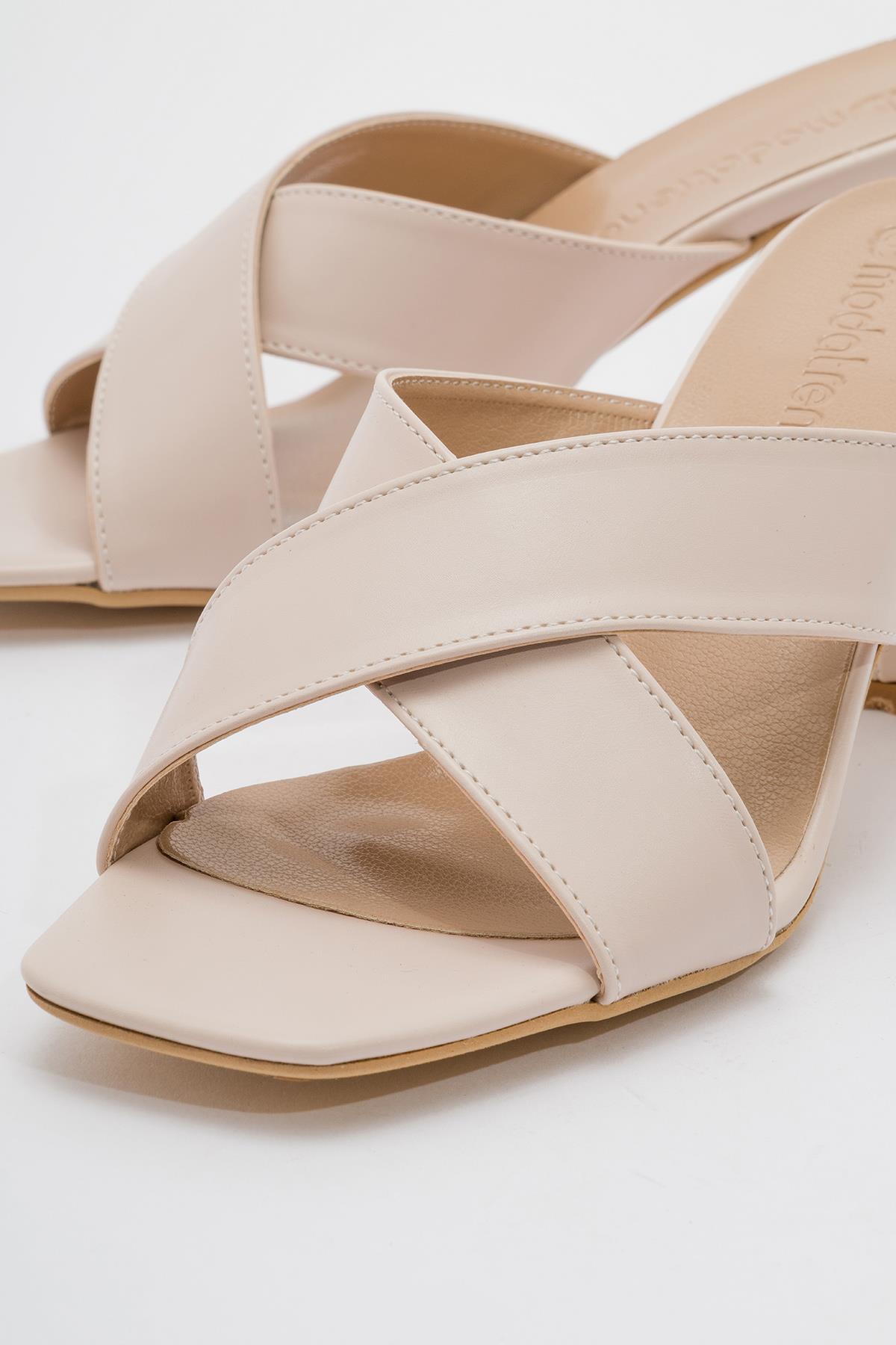 Çapraz Bantlı Topuklu Terlik TEN CİLT - Görsel 4