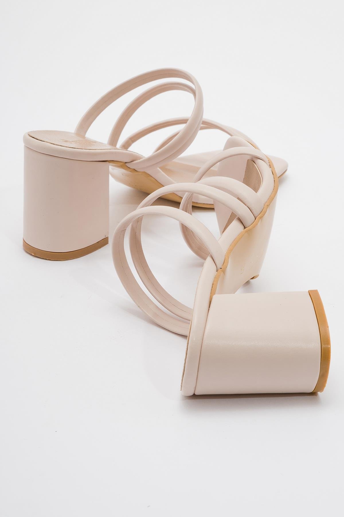 Kadın Küt Burunlu TEN CİLT - Görsel 5