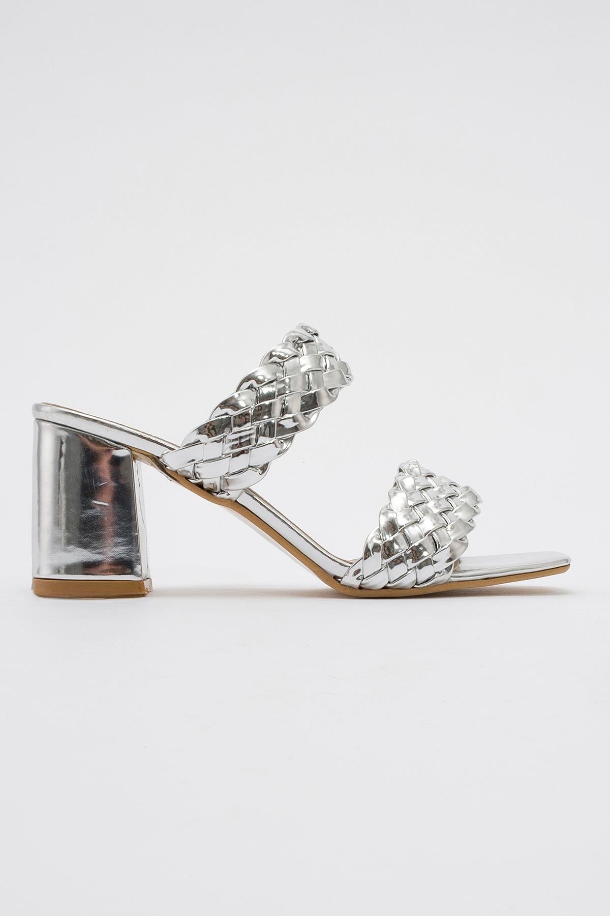 Kadın Sivri Burunlu Stiletto GÜMÜŞ AYNA - Görsel 2