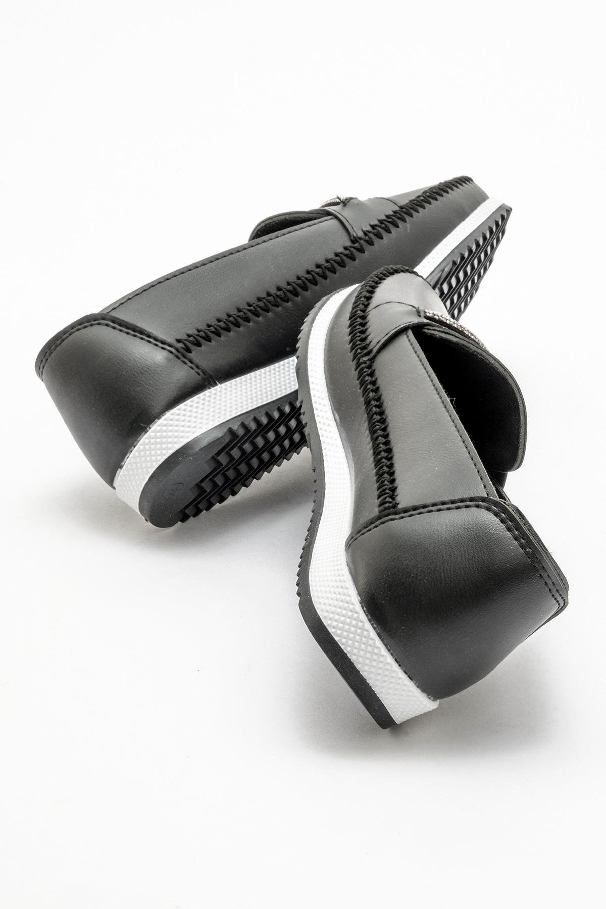 Kaydırmaz Taban Bağlı Lastikli Kadın Babet SİYAH CİLT - Görsel 5