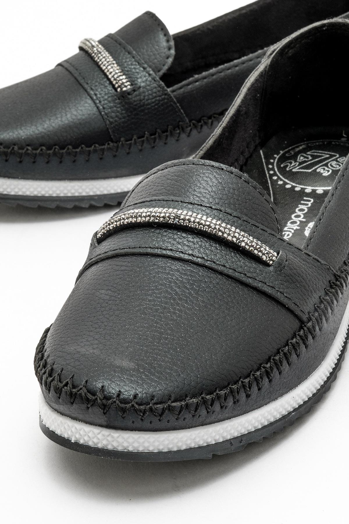 Kaydırmaz Taban Bağlı Lastikli Kadın Babet SİYAH SULTAN - Görsel 4