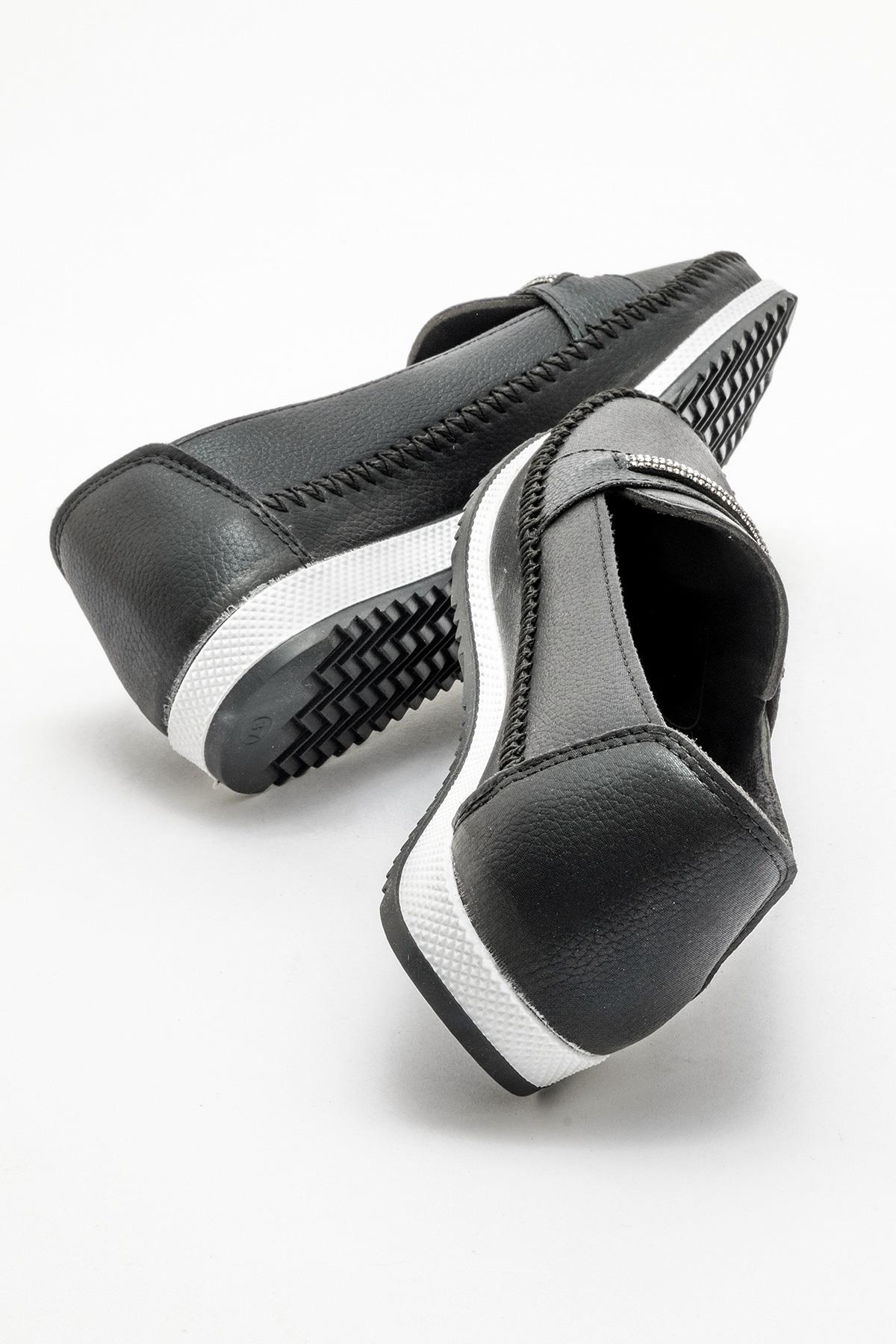 Kaydırmaz Taban Bağlı Lastikli Kadın Babet SİYAH SULTAN - Görsel 5