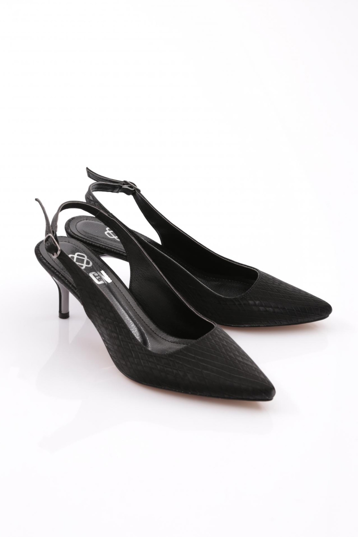 5004 Kadin Arkasi Açik Topuklu Ayakkabi - Görsel 3