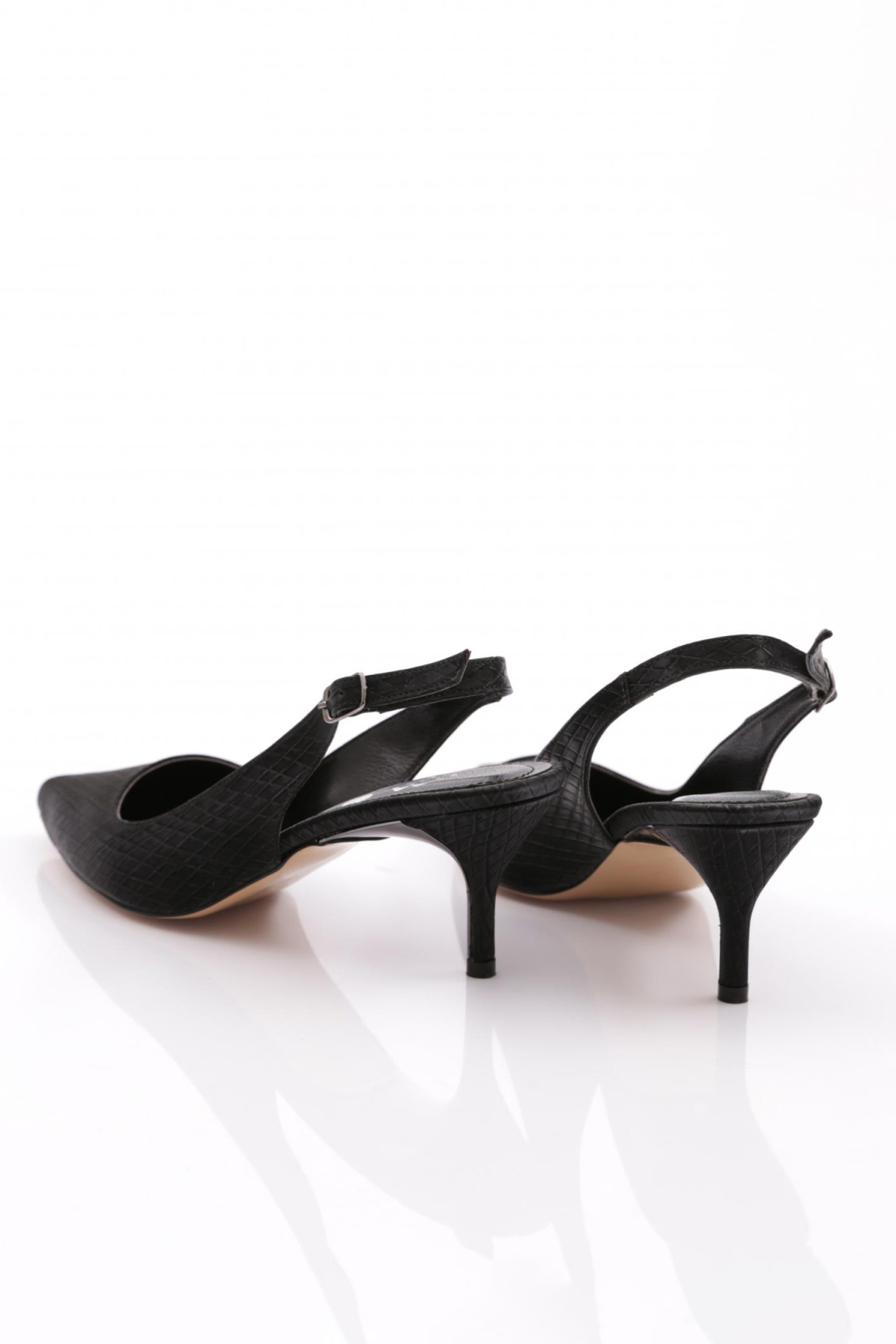 5004 Kadin Arkasi Açik Topuklu Ayakkabi - Görsel 4