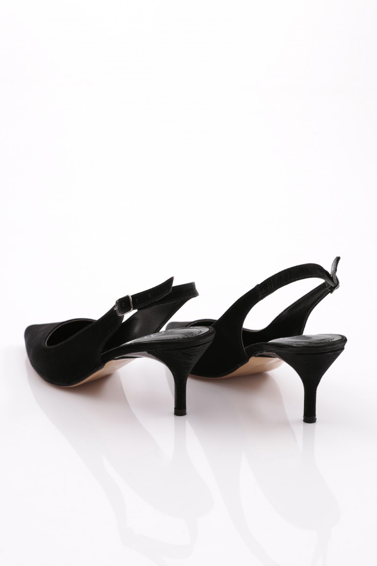 5027 Kadin Arkadan Bağlamali Topuklu Ayakkabi - Görsel 4