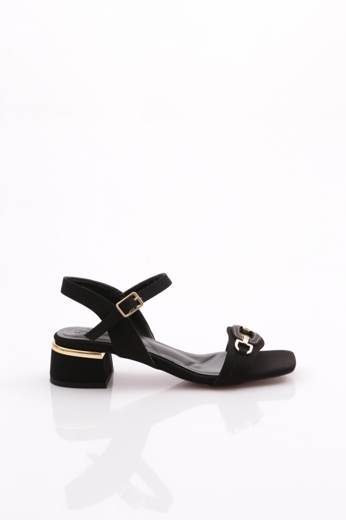 105 Kadin Bilekten Bağlamali Kemerli Topuklu Ayakkabi - Görsel 2