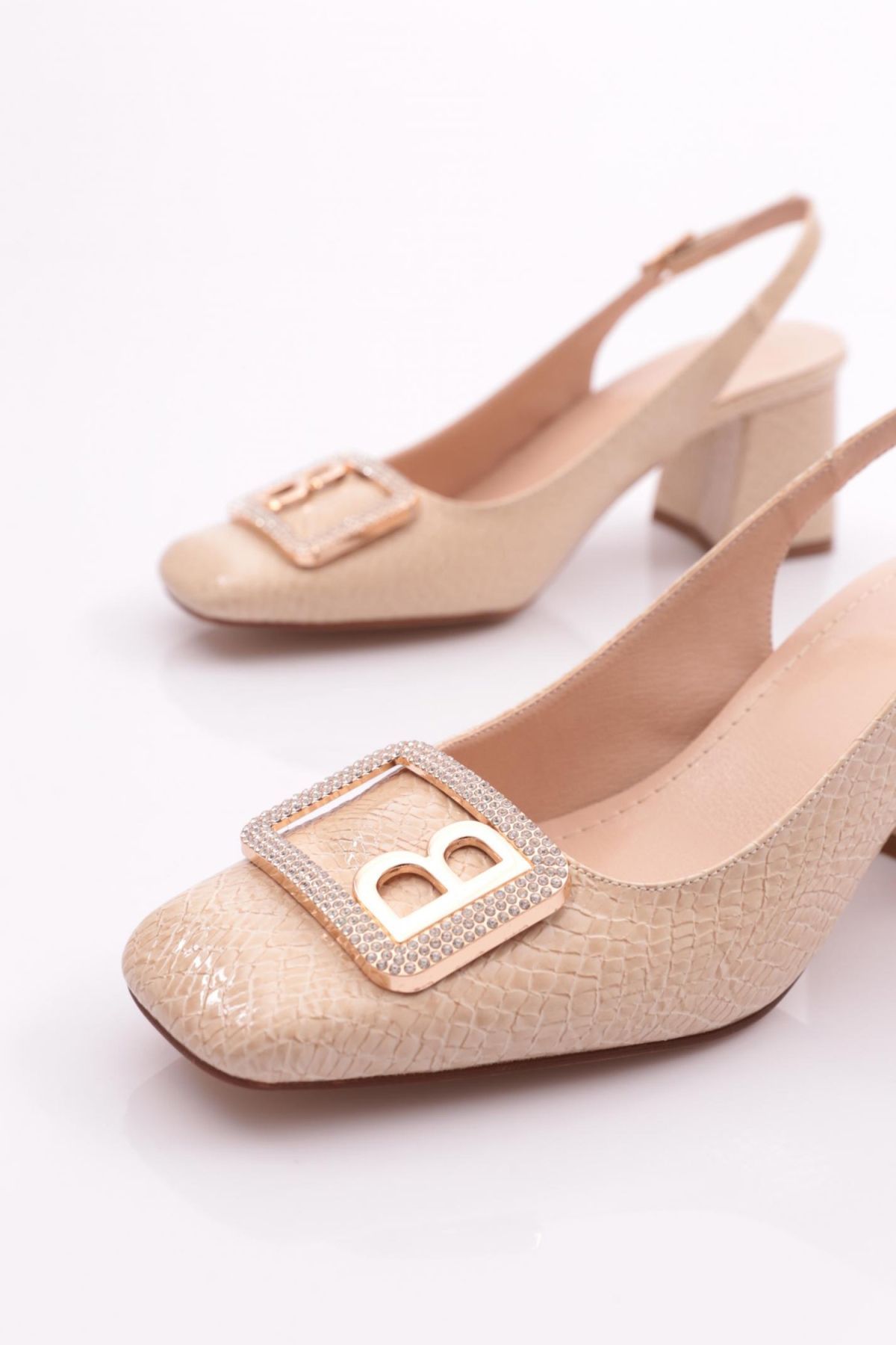 K6100 Kadin B Tokali Arkasi Açik Topuklu Ayakkabi - Görsel 5