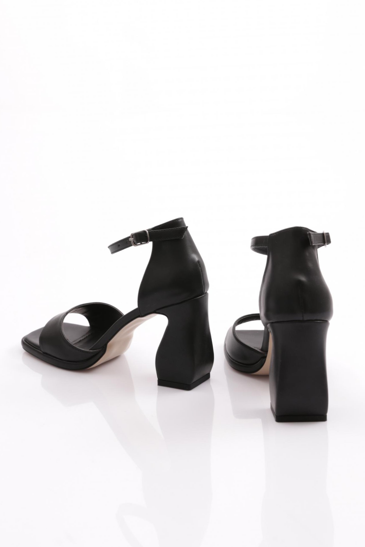 Pm221-K501 Kadin Tek Şeritli Bilekten Bağlama Topuklu Ayakkabi - Görsel 4