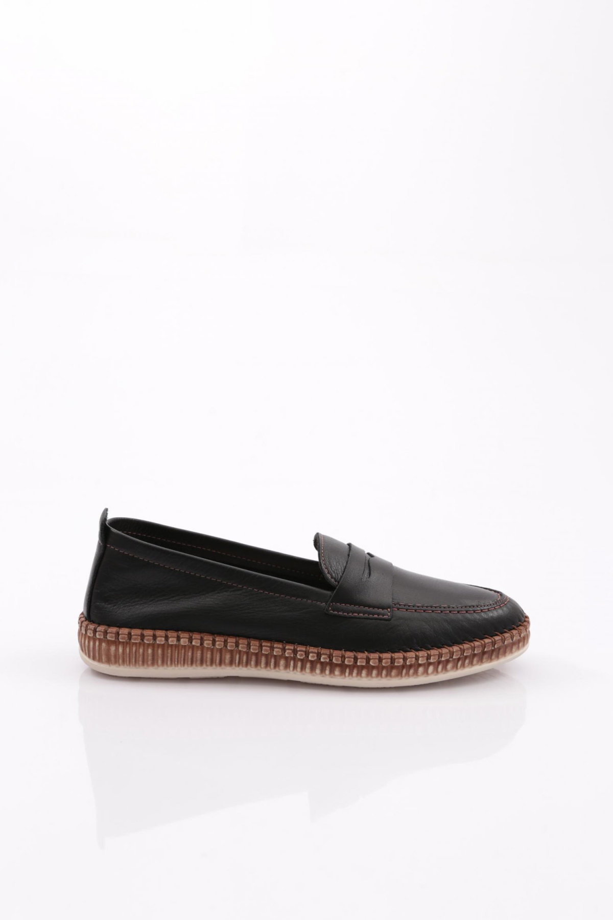 P52 Kadin Loafer