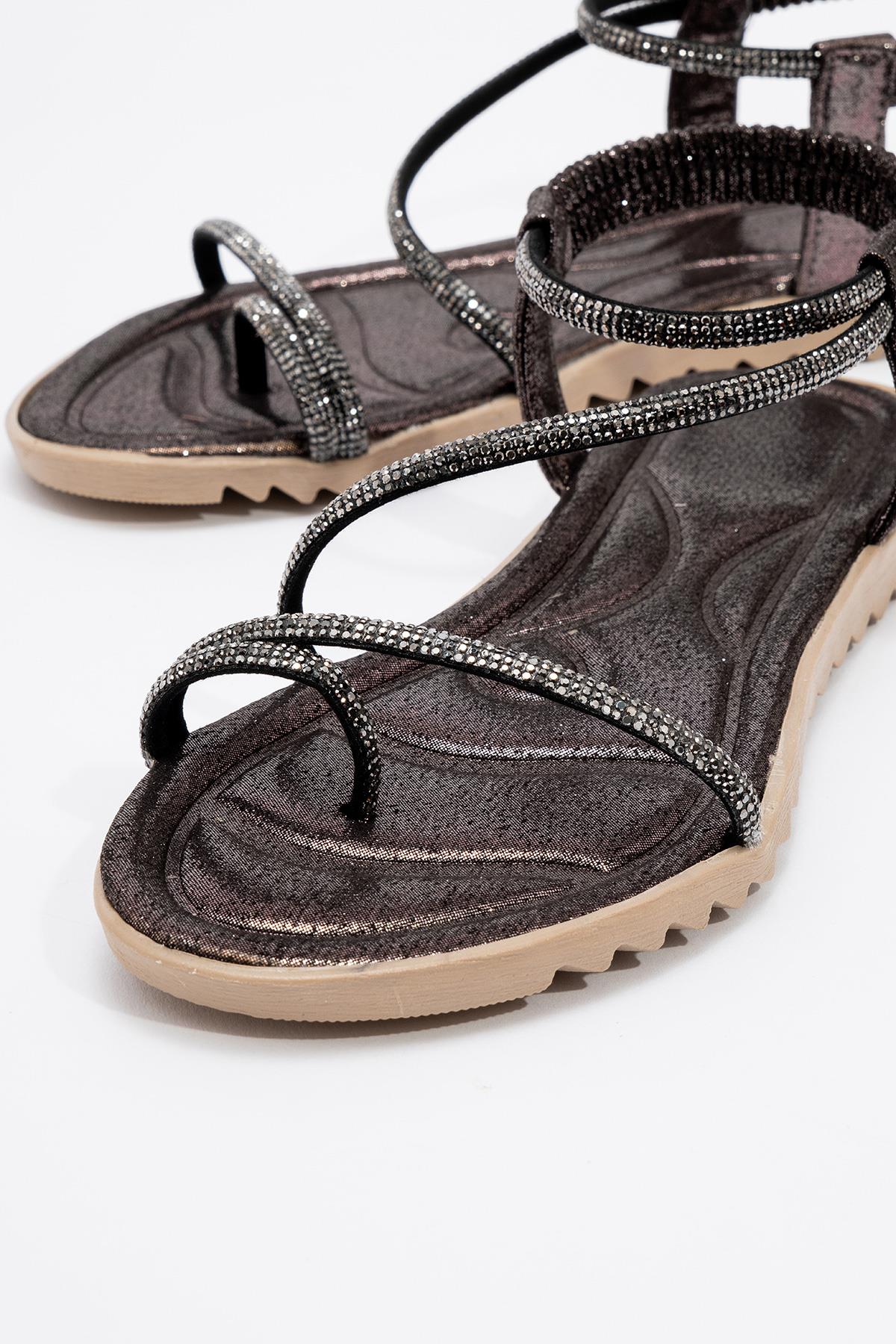 Kadın Parmak Arası Taşlı Sandalet PLATİN - Görsel 4