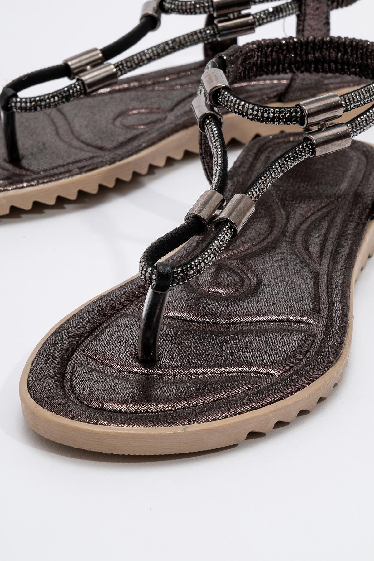 Kadın Taşlı Parmak Arası Sandalet PLATİN - Görsel 4