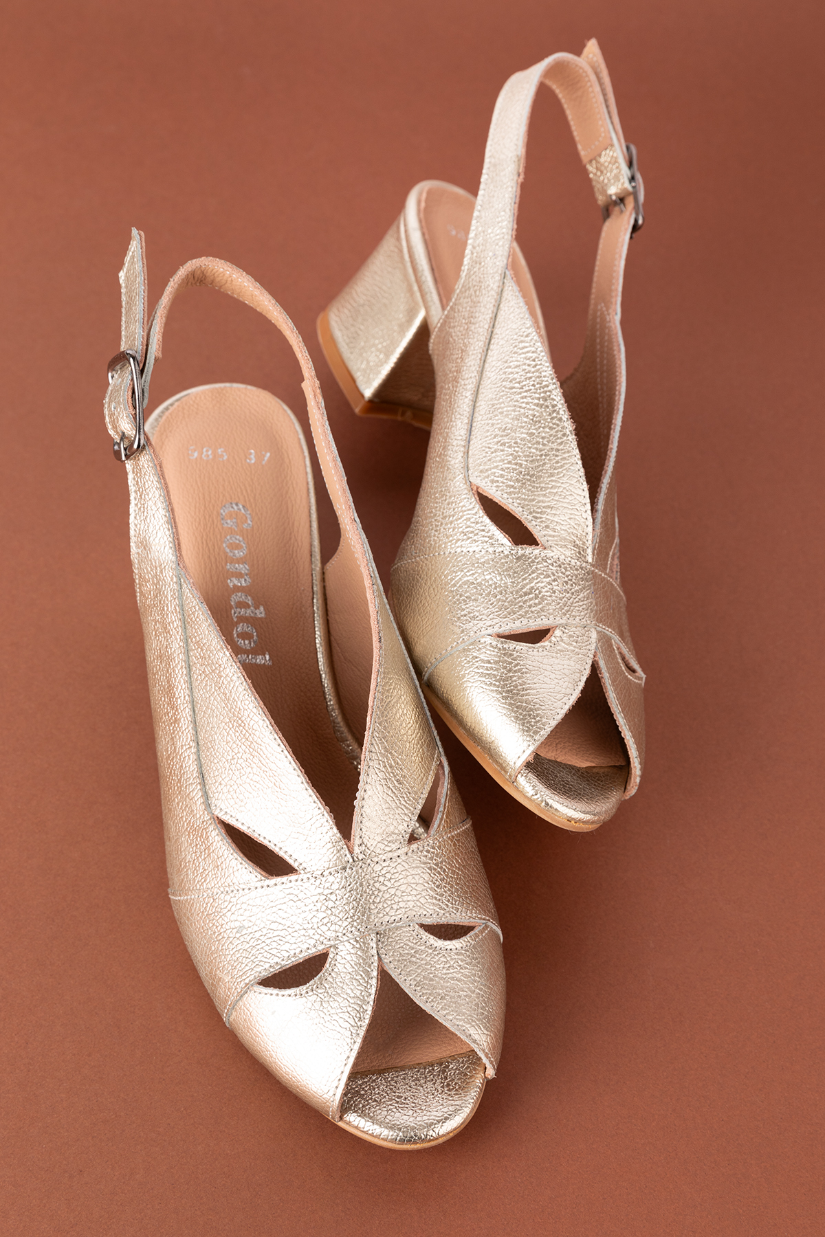 Gondol Hakiki Deri Klasik Topuklu Ayakkabı şhn.985 - Görsel 3