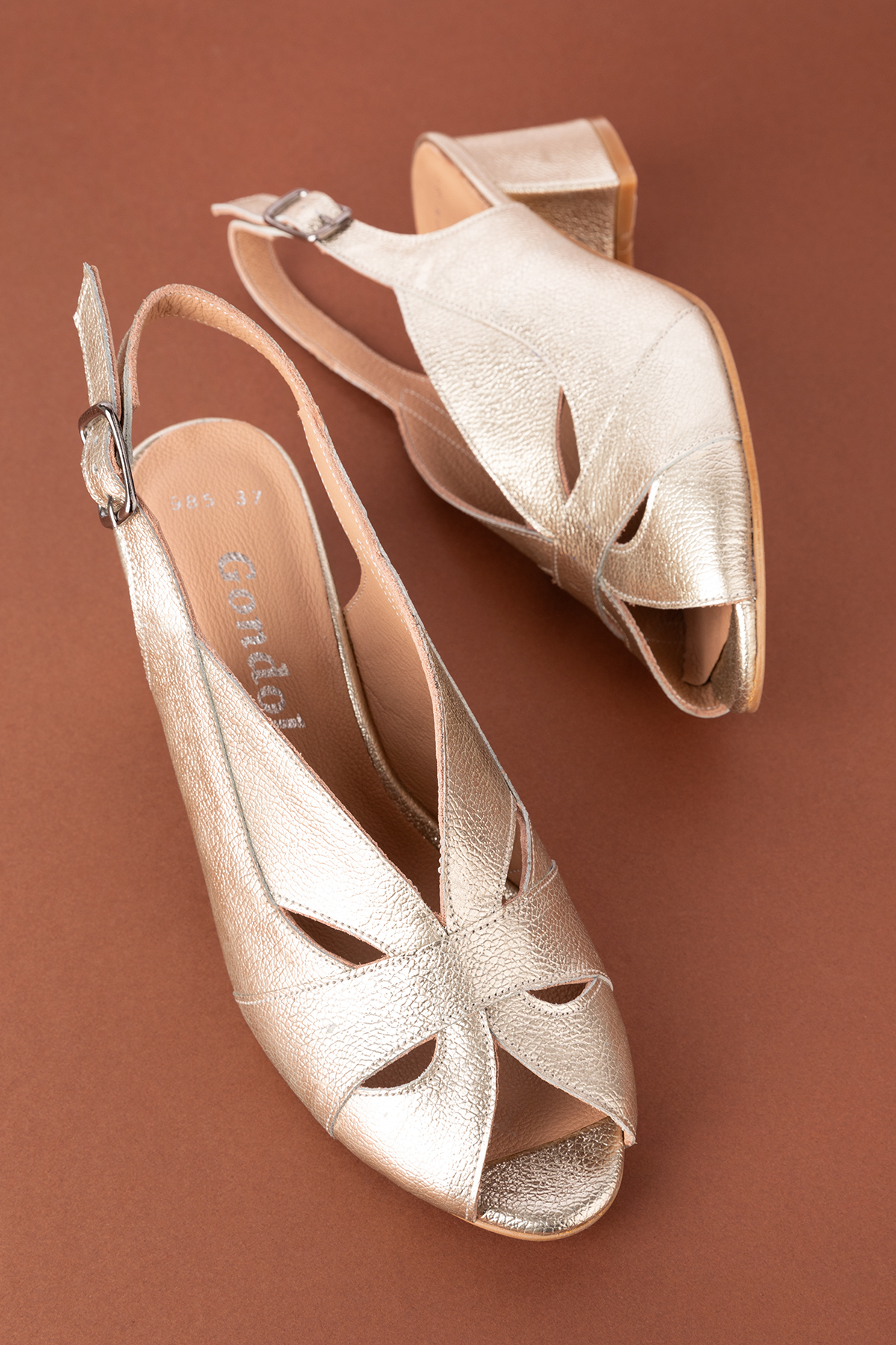 Gondol Hakiki Deri Klasik Topuklu Ayakkabı şhn.985 - Görsel 4