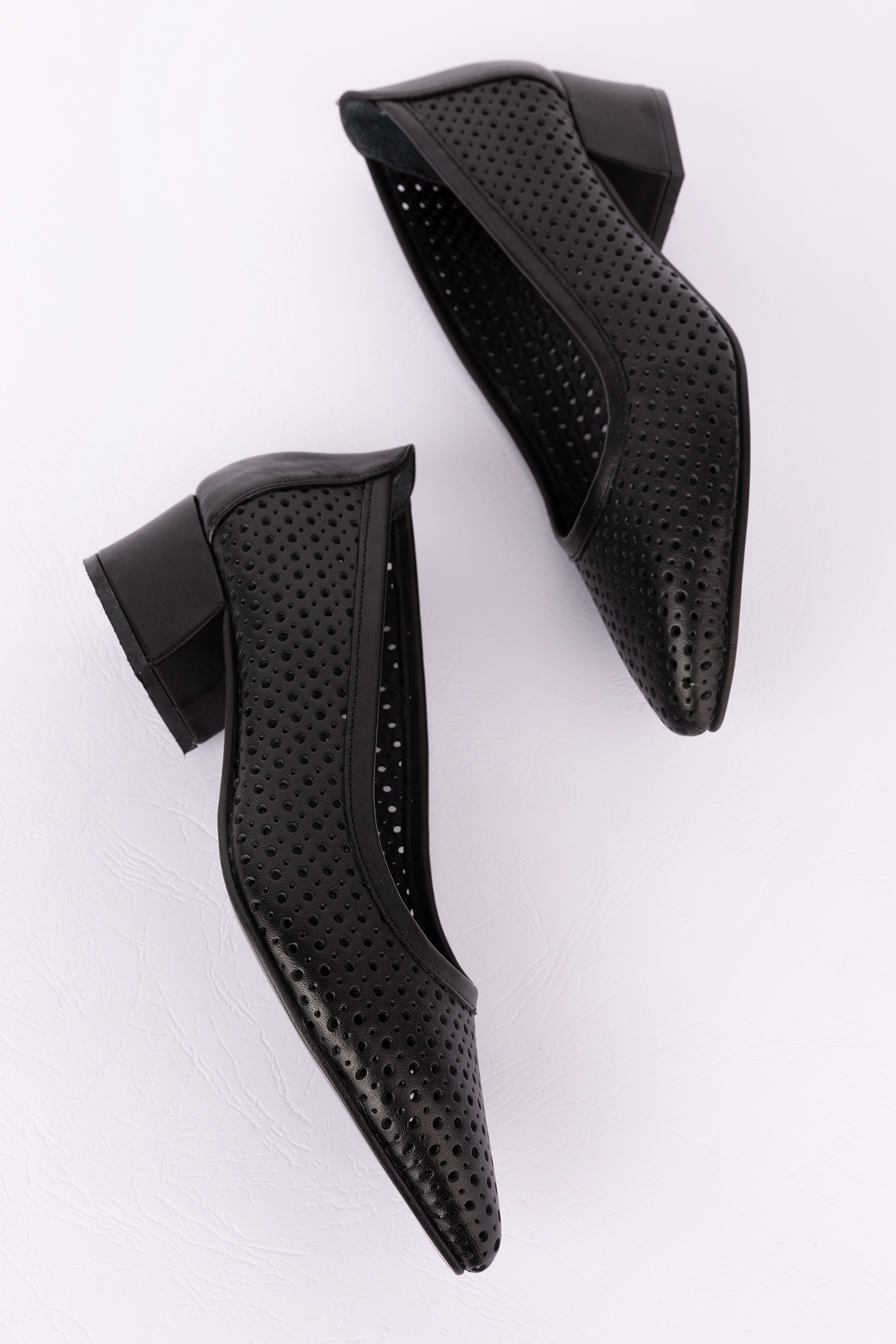 Gondol Hakiki Deri Yazlık Delikli Klasik Topuklu Ayakkabı şhn.1047 - Görsel 5