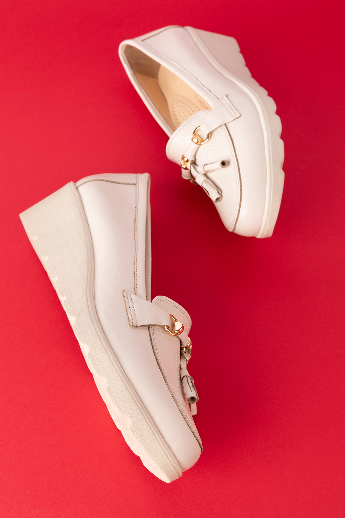 Gondol Kadın Hakiki Deri Dolgu Topuk Rahat Şık Anne Ayakkabısı ell.6821 - Görsel 6