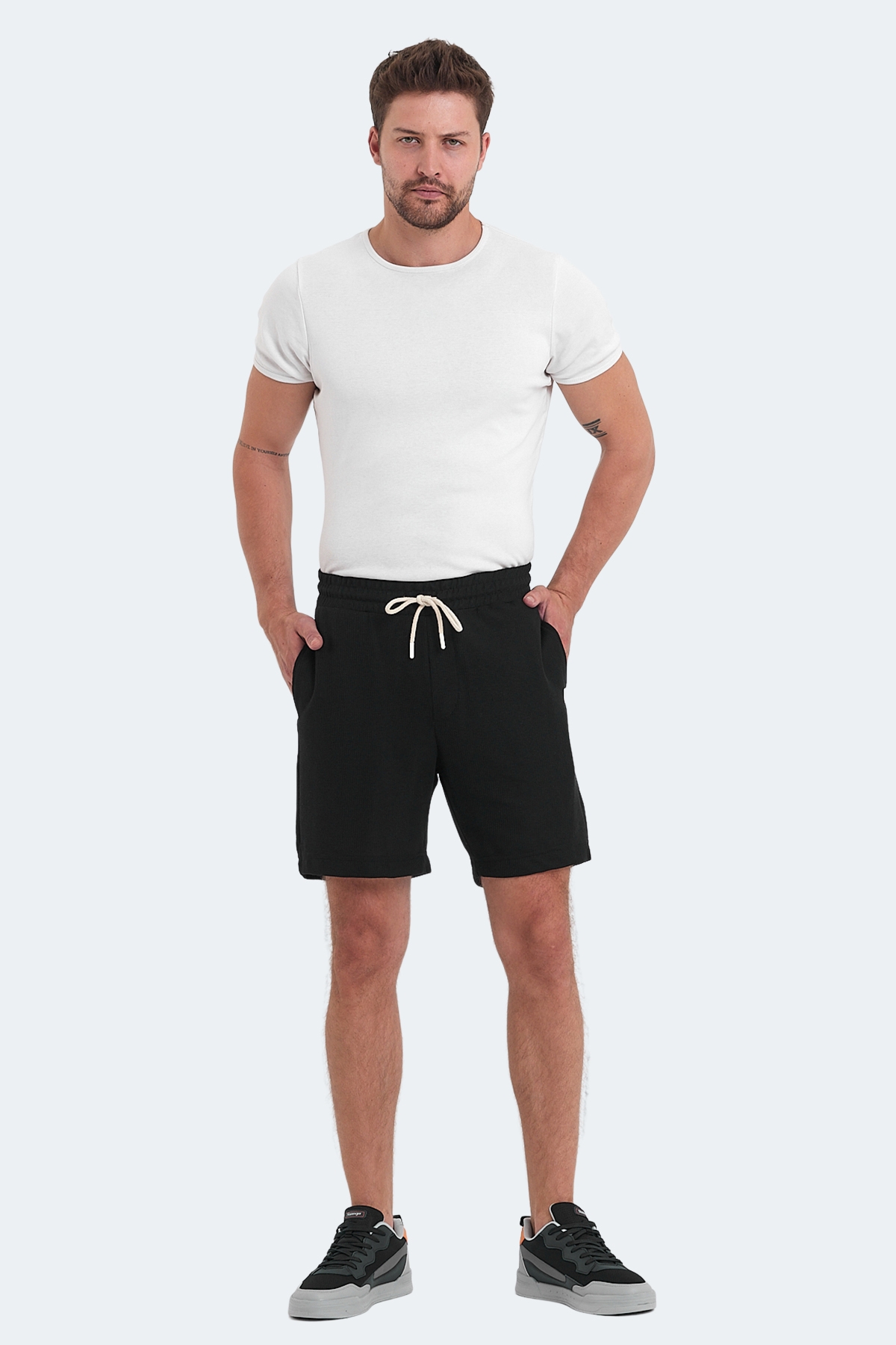 Slazenger VALERI I Erkek Şort Siyah — 6
