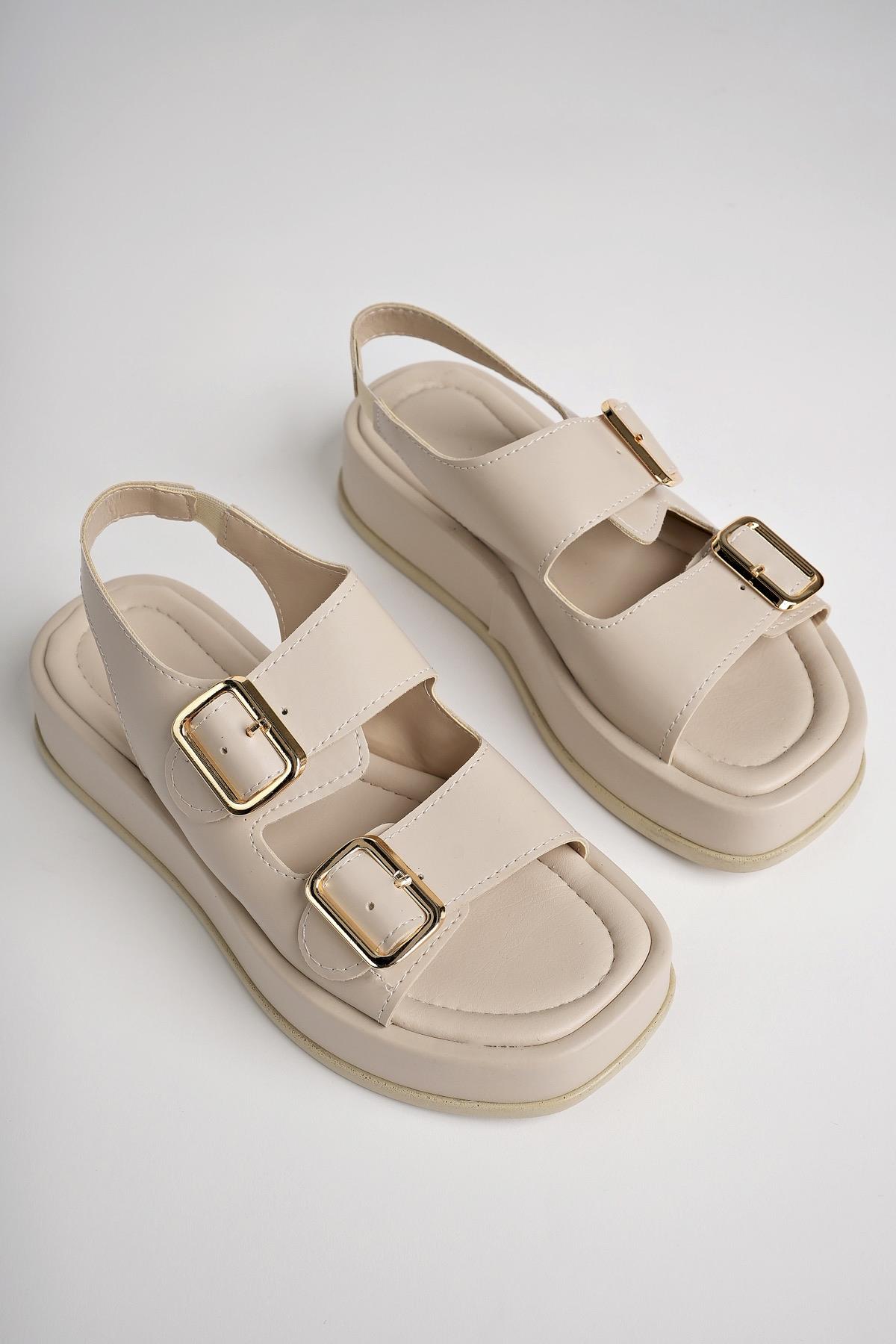 WANDA Garantili Dolgu Topuklu Çift Bantlı Toka Detaylı Lastikli Kadın Sandalet - Görsel 3