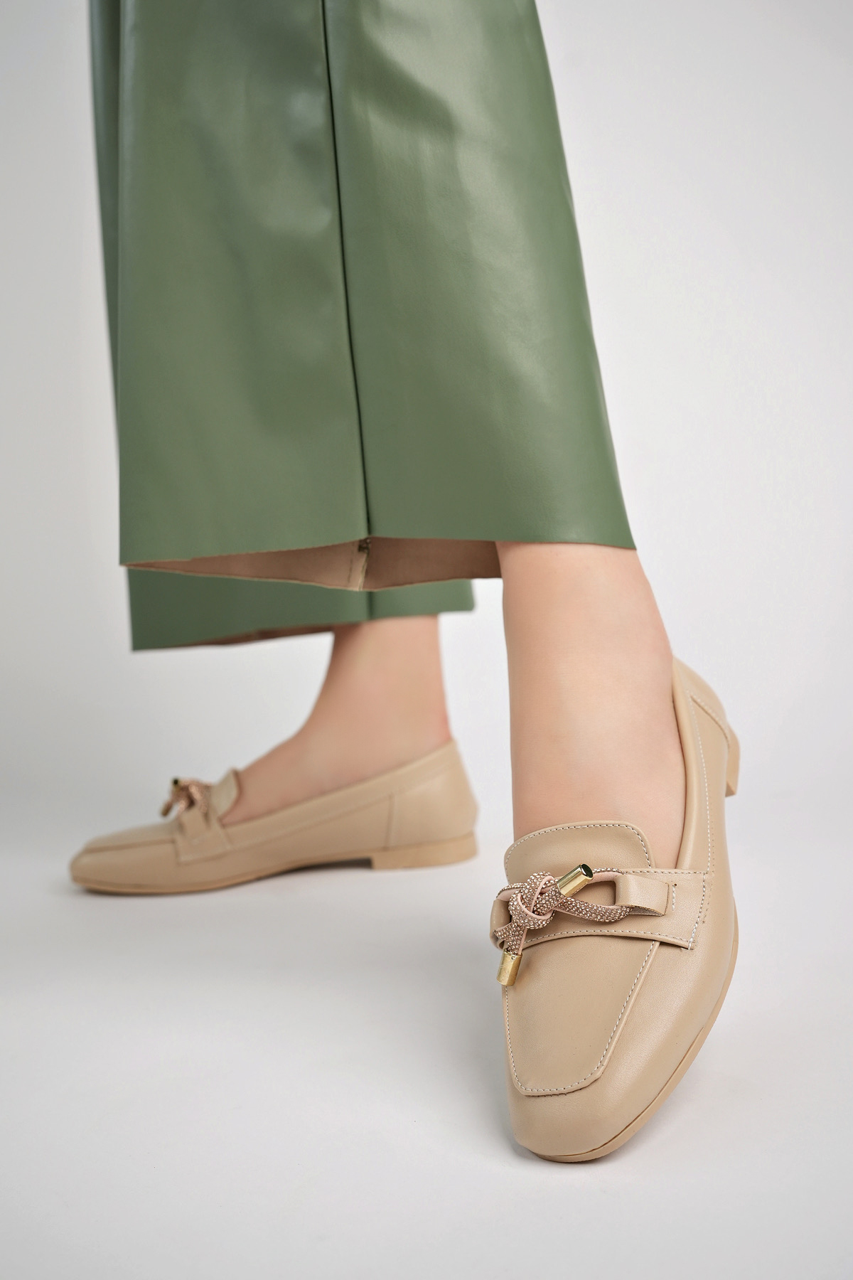 Kadın Yazlık Rahat Hafif Taşlı Toka Babet Ayakkabı .030 Ten - Görsel 3