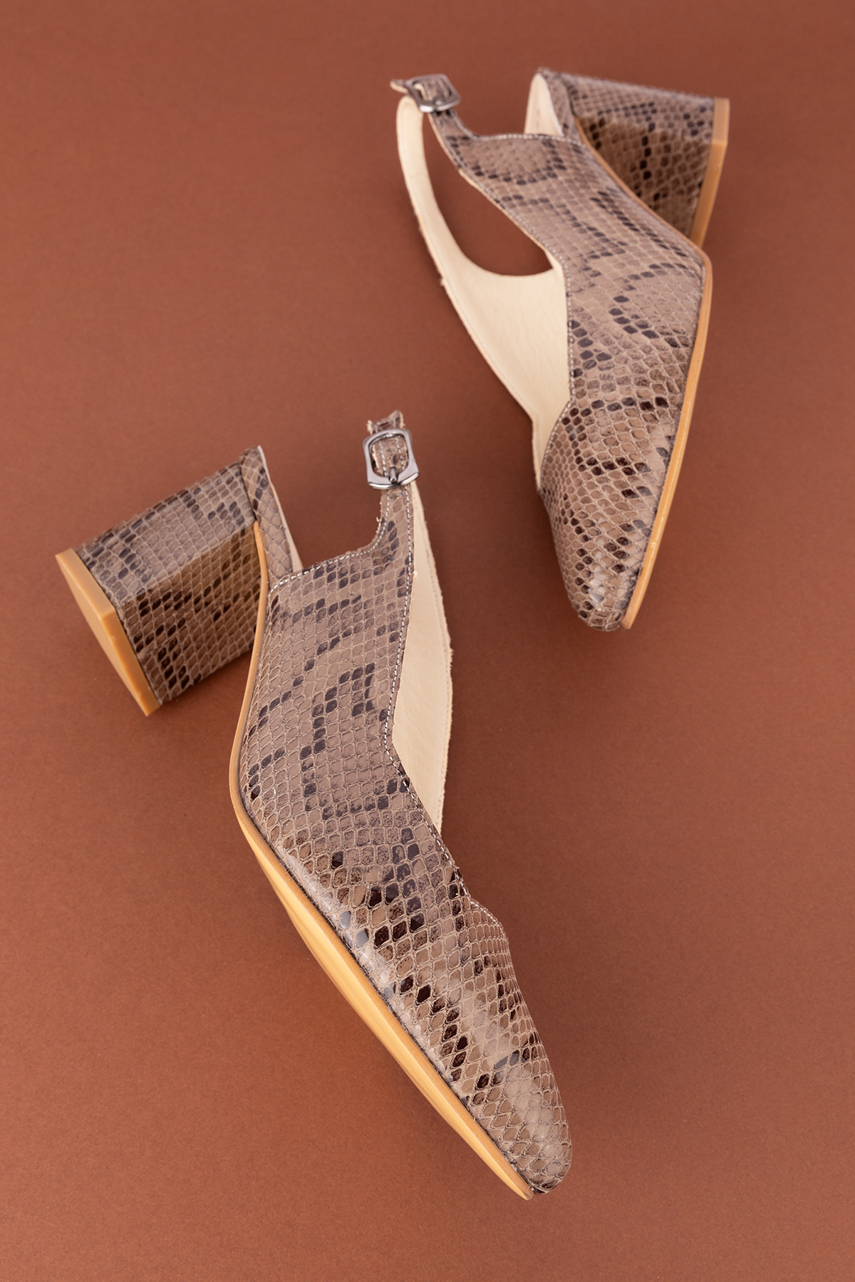 Gondol Kadın Hakiki Deri Yılan Desenli Topuklu Ayakkabı şhn.709 - Görsel 5