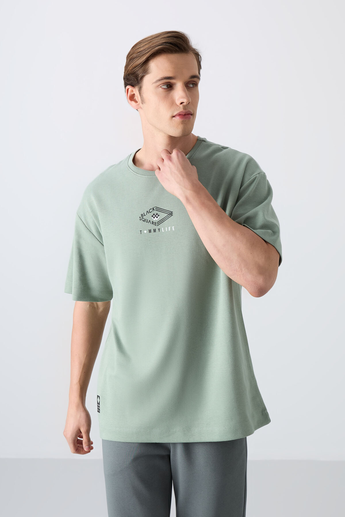 Açık Yeşil Pamuklu Kalın Yumuşak Dokulu Oversize Fit Baskılı Erkek T-Shirt - 88325