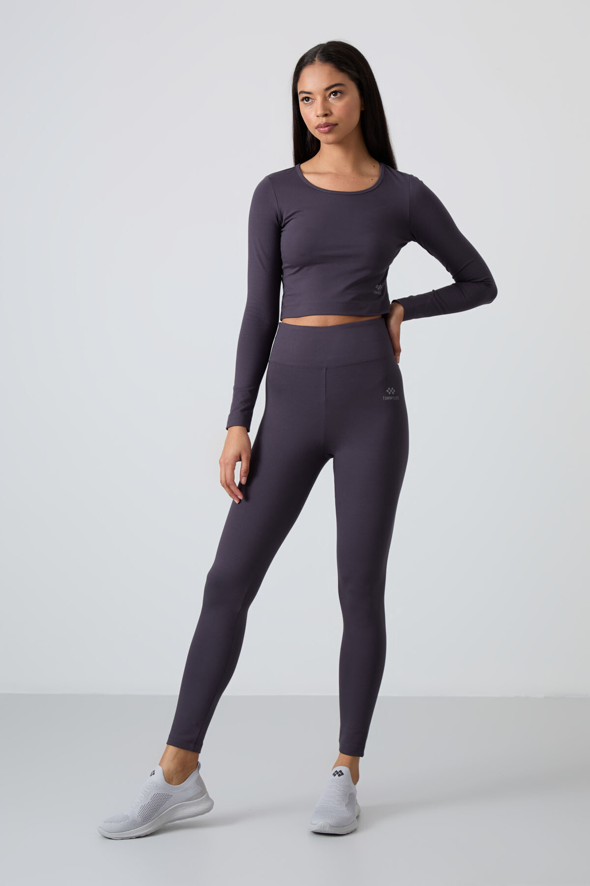 Antrasit Yüksek Bel Uzun Kollu Slim Fit Crop Top Kadın Tayt Takım