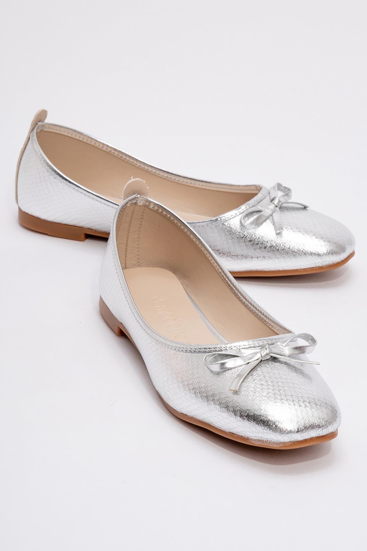 Kadın Küt Burunlu Babet GÜMÜŞ YILAN - Görsel 2