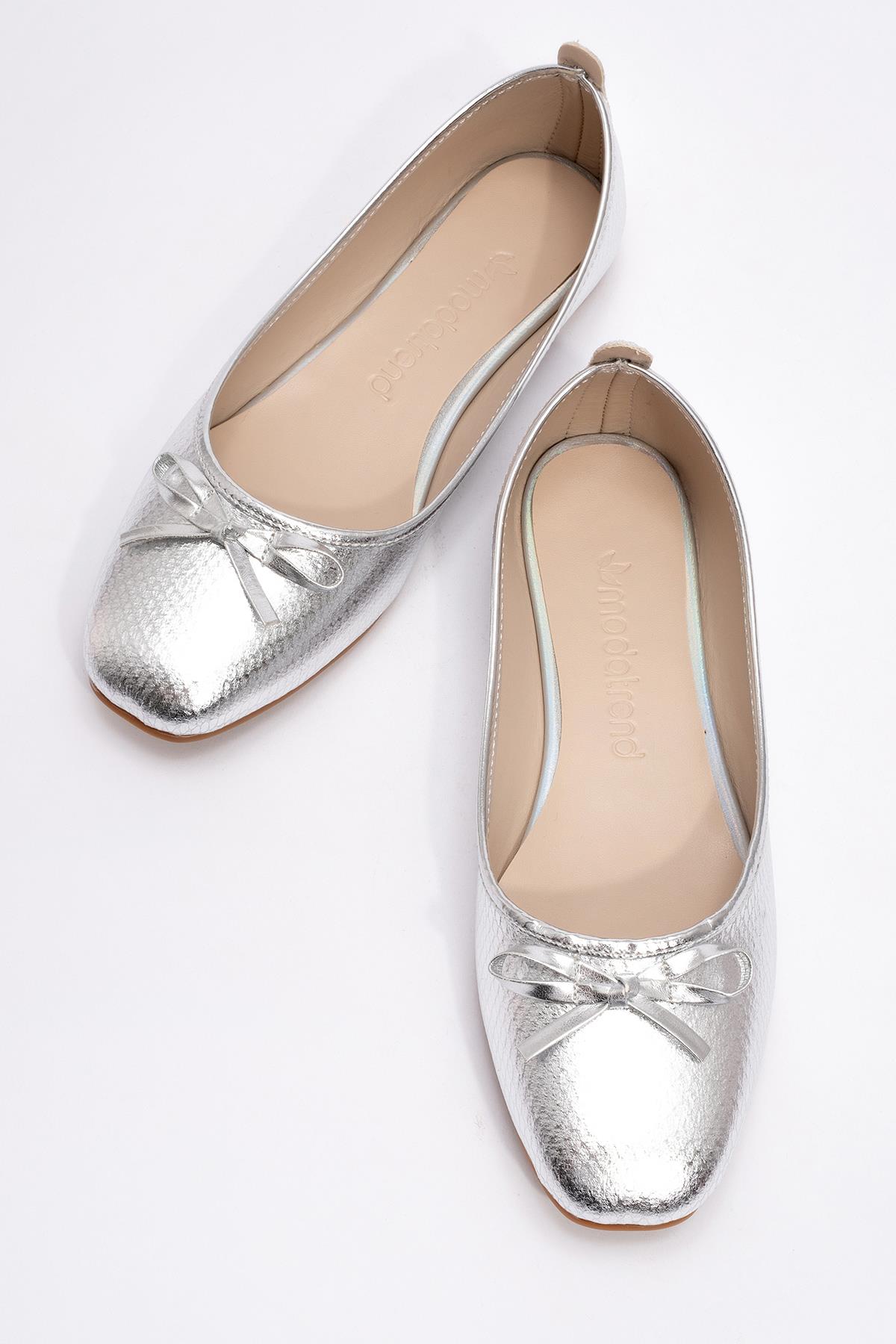 Kadın Küt Burunlu Babet GÜMÜŞ YILAN - Görsel 6