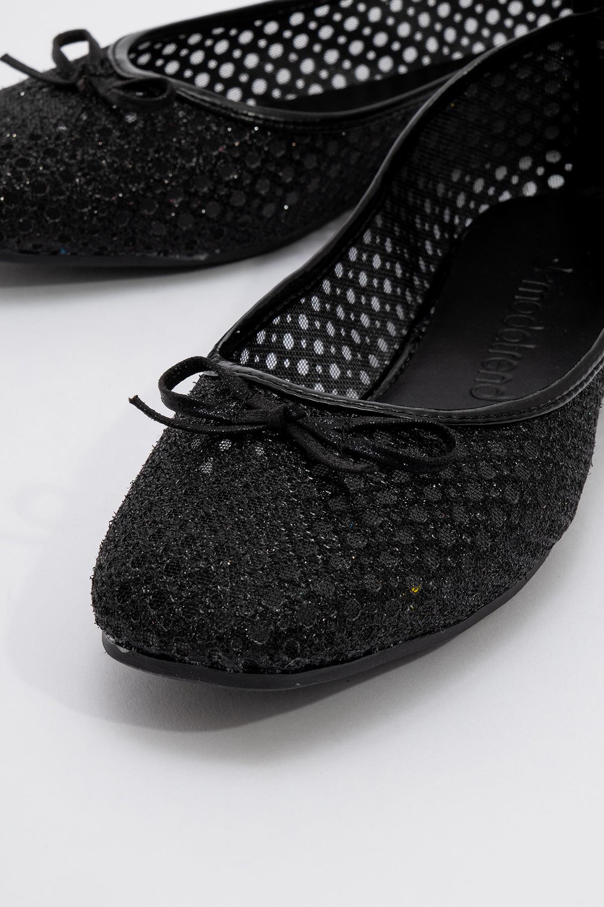 Kadın Fileli Küt Burunlu Ayakkabı - Görsel 4