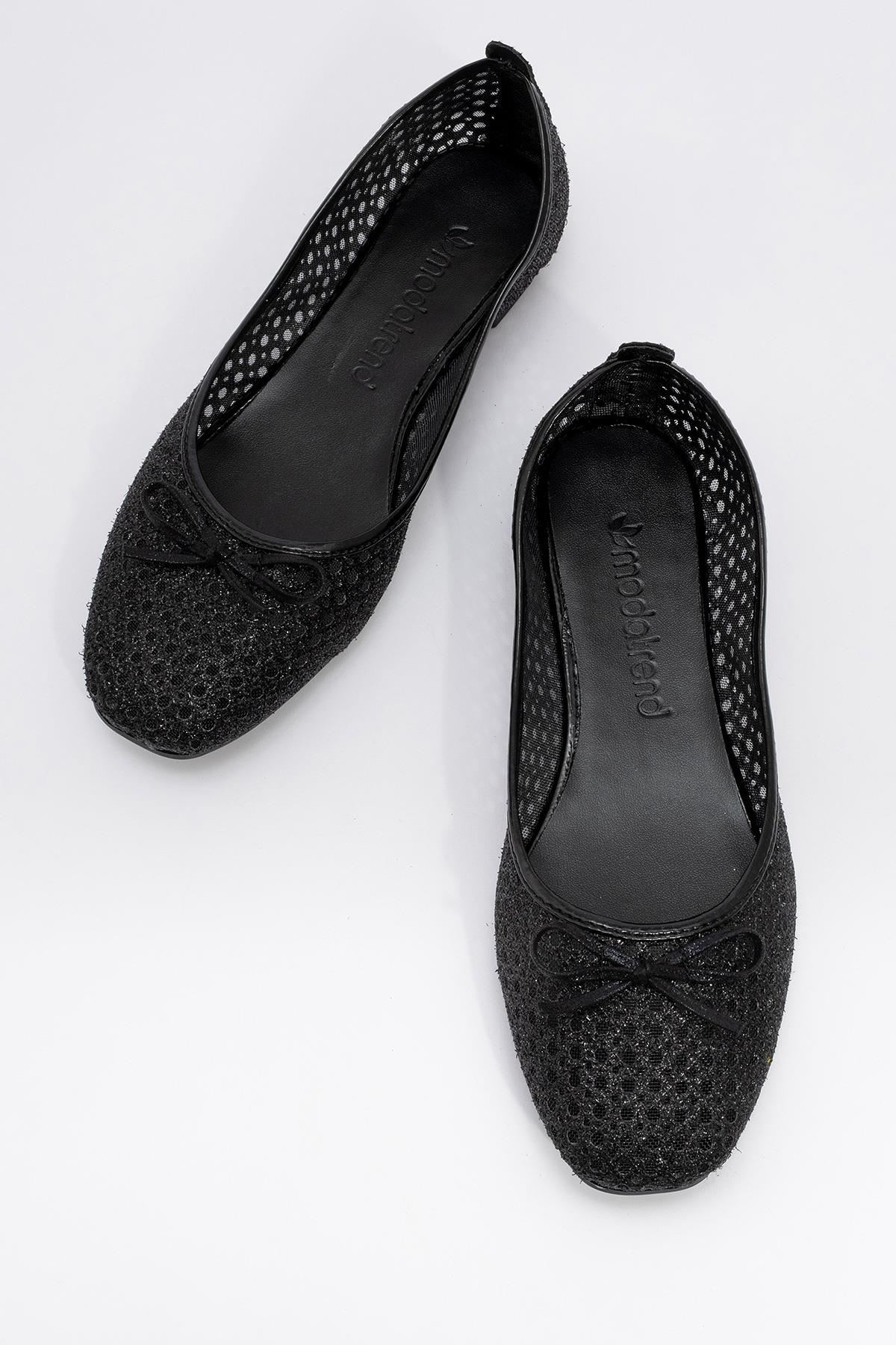 Kadın Fileli Küt Burunlu Ayakkabı - Görsel 6