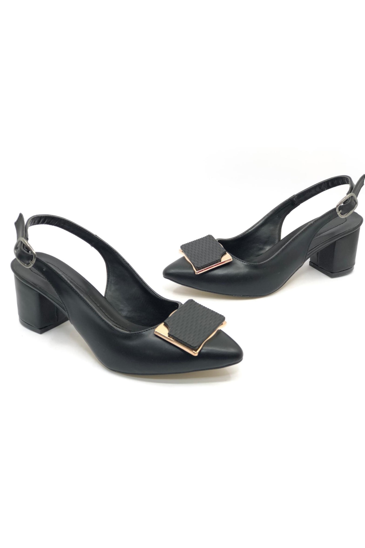 Toka Detaylı Kadın Klasik Topuklu Ayakkabı - Görsel 3
