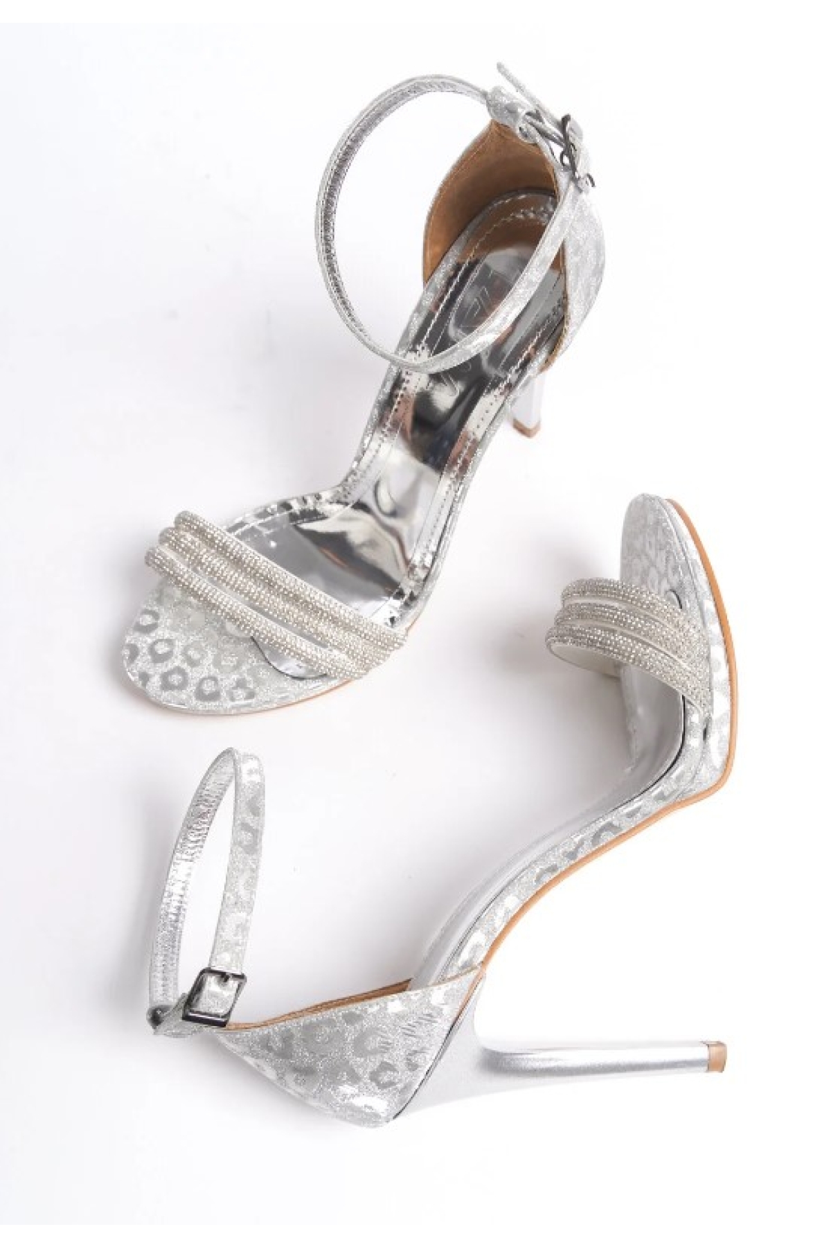 Üç Şerit Taş Detaylı Tek Bant Platform 11 cm İnce Topuklu Kadın Ayakkabı - Görsel 3