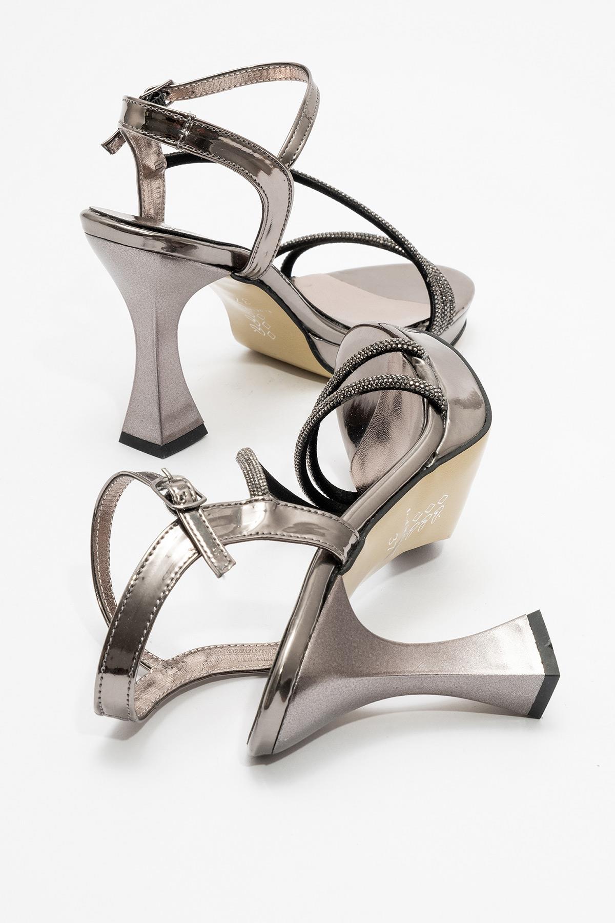 Kadın Taşlı Topuklu Ayakkabı PLATİN AYNA - Görsel 5