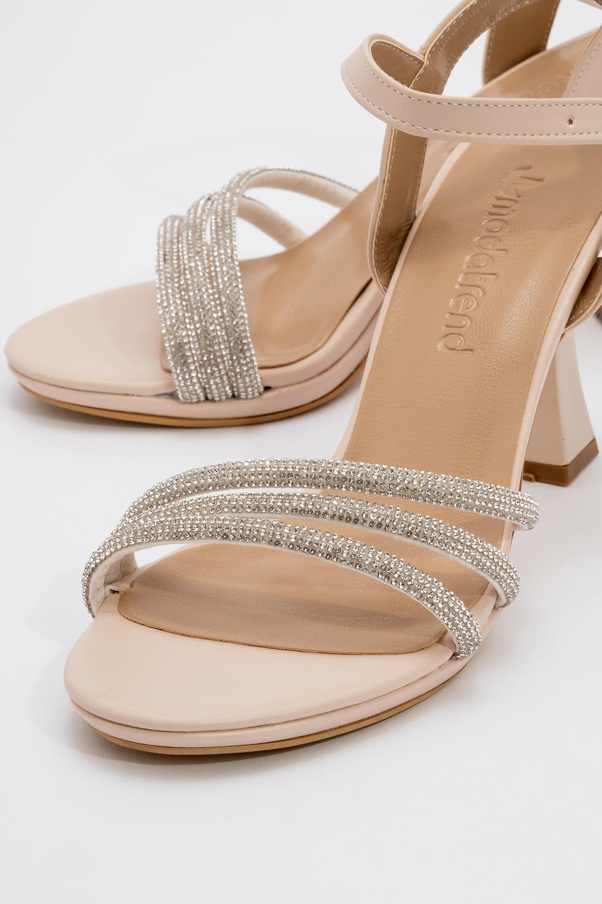 Kadın Biyeli Taşlı Topuklu Sandalet TEN CİLT - Görsel 4