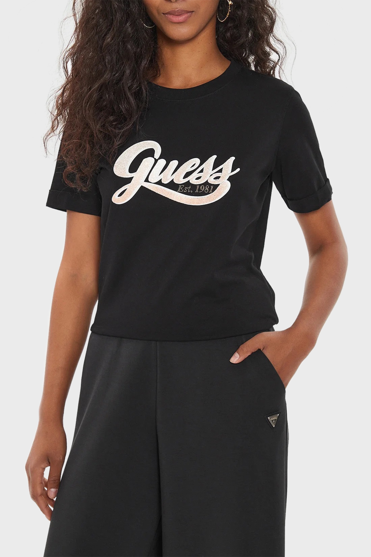 Guess t shirt bayan best sale