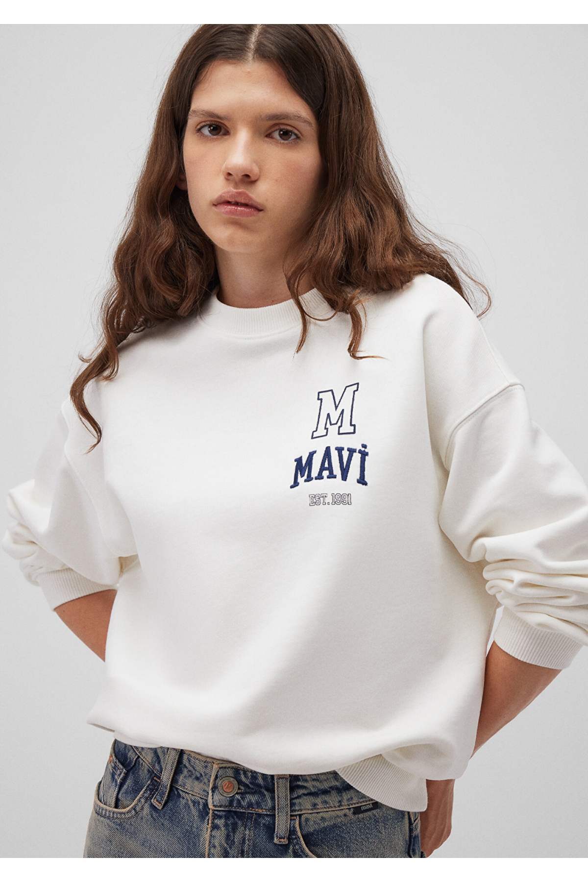 Logo Baskılı Beyaz Sweatshirt