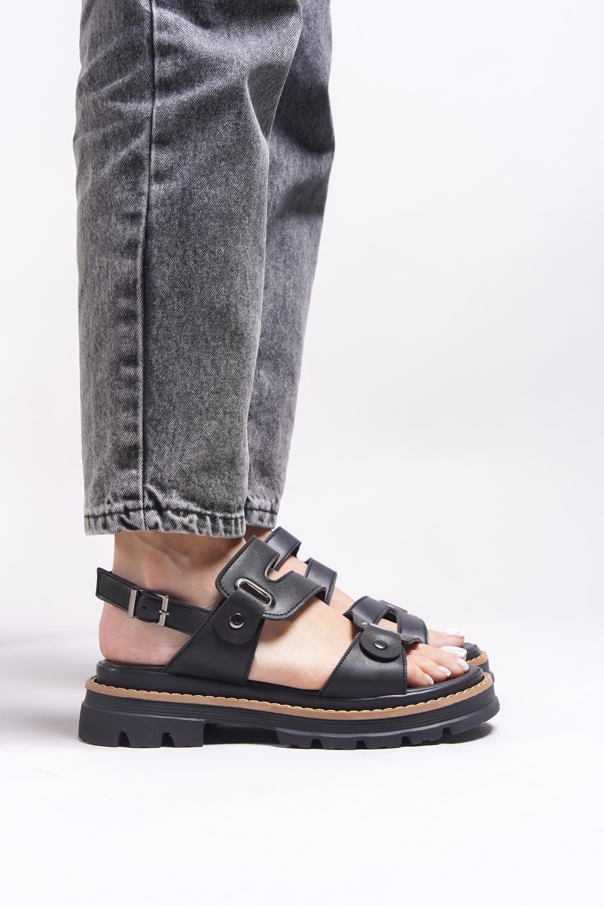 Kalın Taban Zımba Detaylı Kadın Sandalet - Görsel 5