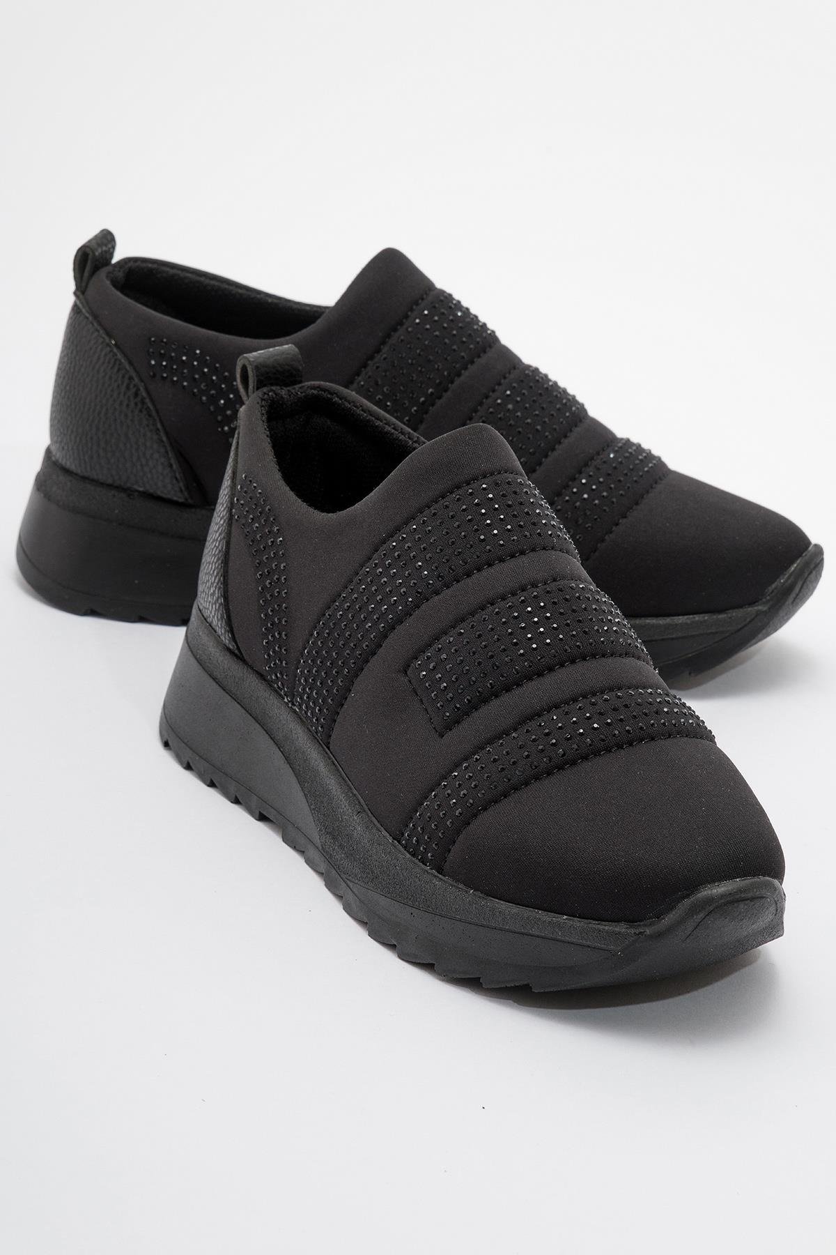 Taş Döşemeli Kadın Günlük Ayakkabı SİYAH - Görsel 2