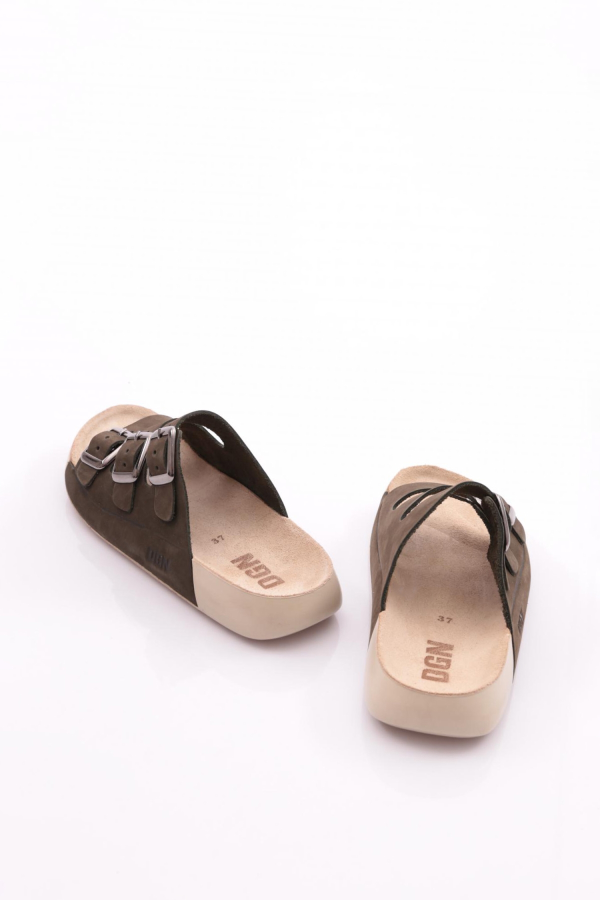 P29 Kadin Tokali Üç Bantli Terlik - Görsel 4