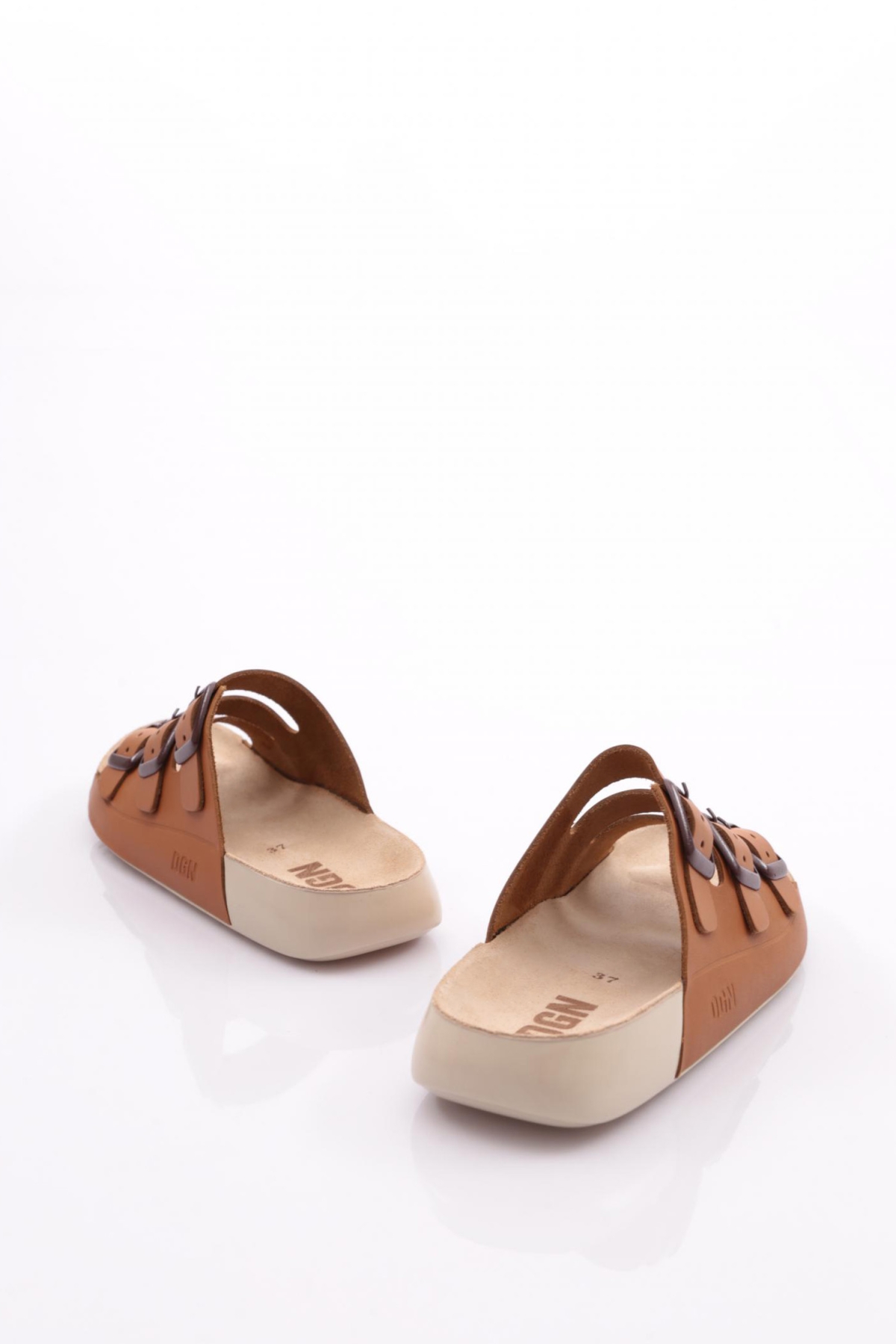 P29 Kadin Tokali Üç Bantli Terlik - Görsel 4