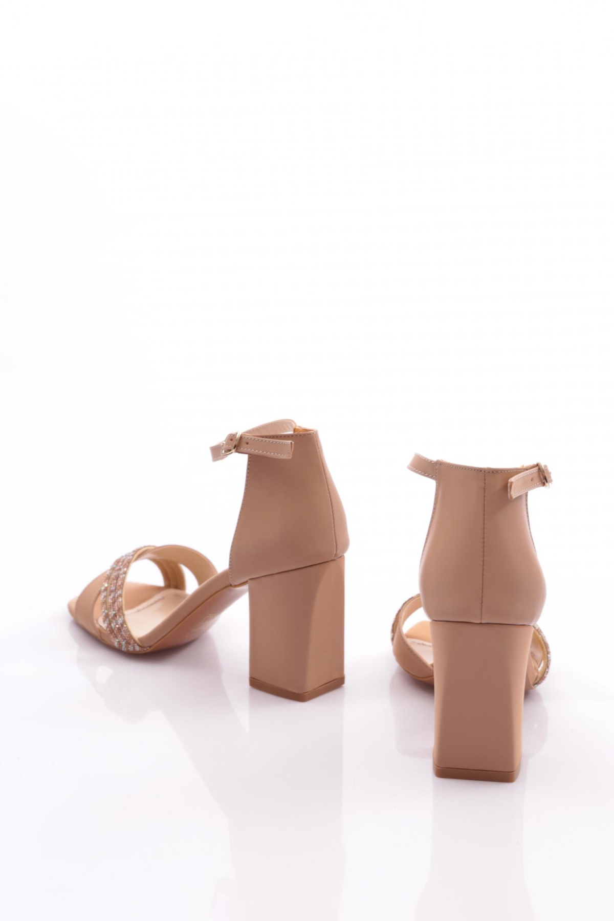 Pm08-K32 Kadin Topuğu Kapali Topuklu Ayakkabi - Görsel 4