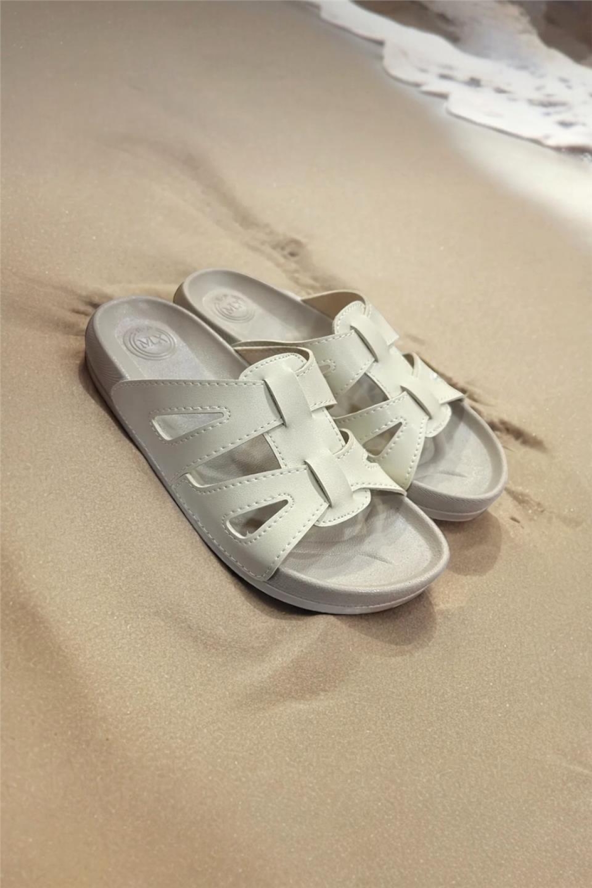 Anatomik Taban Rahat Trend Kadın Terlik BEJ - Görsel 3