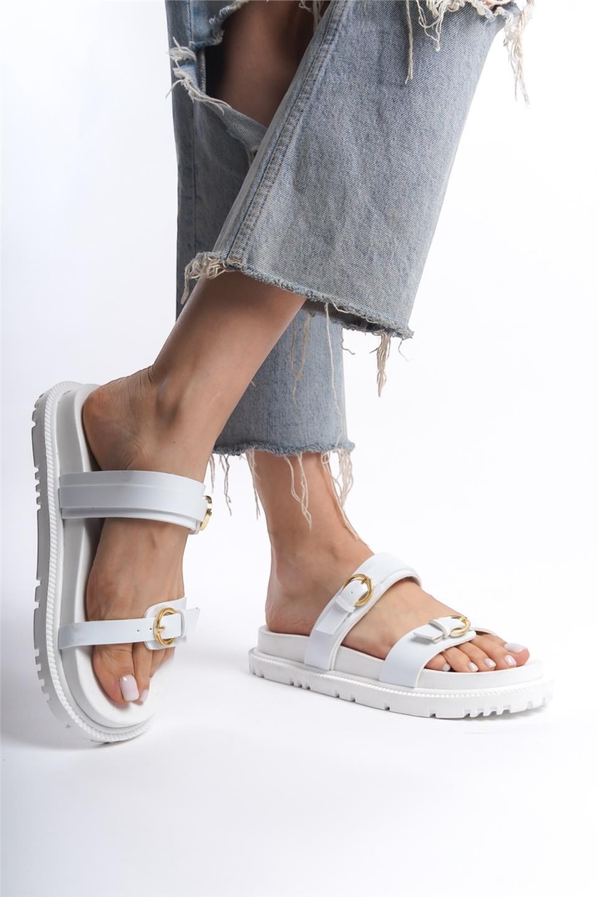 Çift Bantlı Tokalı Kadın Terlik BEYAZ - Görsel 3