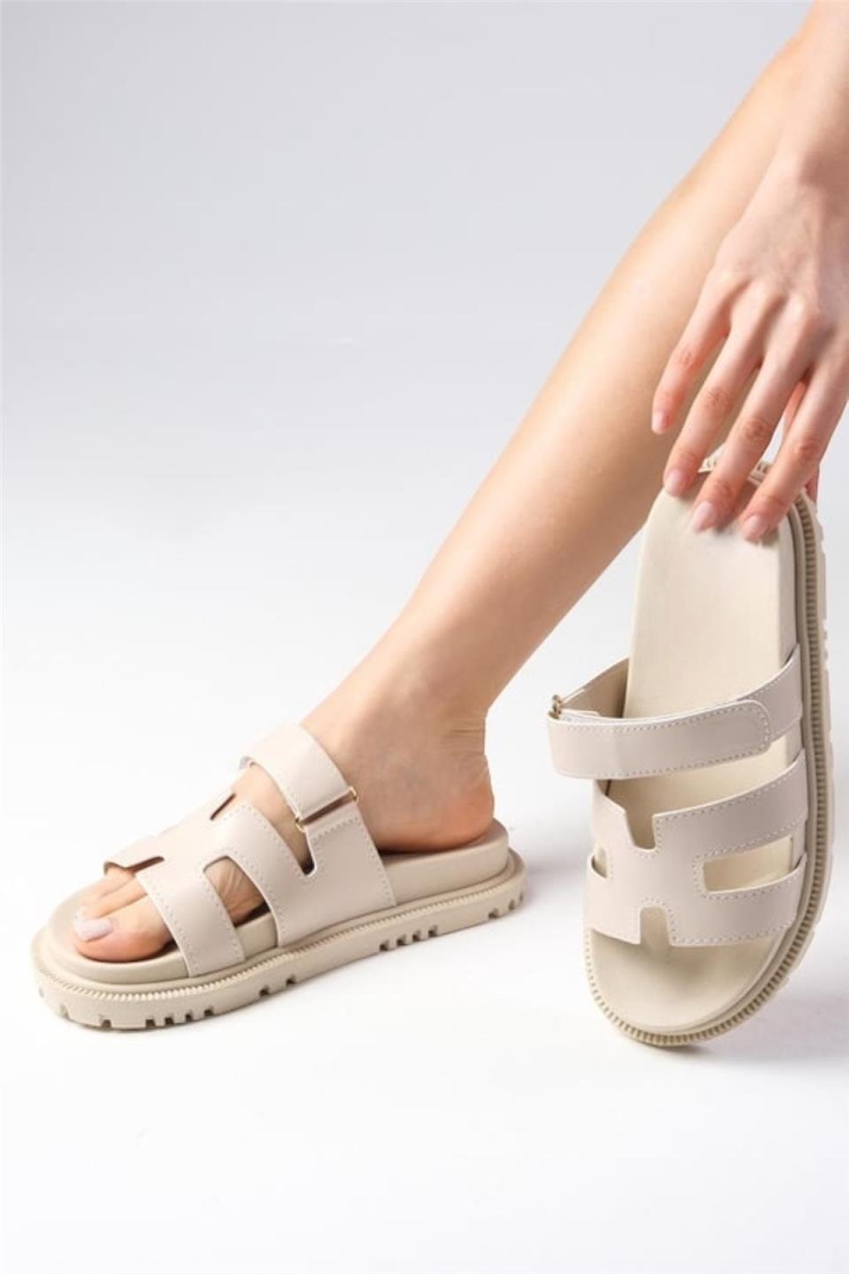 Düz Tabanlı Cırtlı Yazlık Günlük Terlik BEJ - Görsel 3